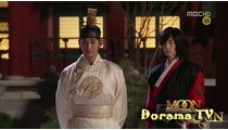 The Moon That Embraces the Sun