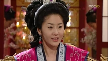 Queen Seon Duk