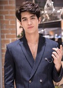 Джосс Вэйар Сангнын (Joss Way-ar Sangngern: จอส เวอาห์ แสงเงิ)