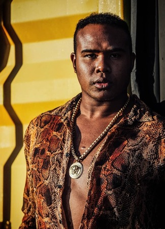 Актер Джеймс Расамикхэа Факелон 24.08.19