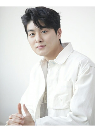 Актер Чон Гон Джу 12.03.23