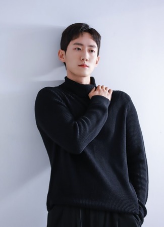 Актер Ён Джэ Хён 17.11.23