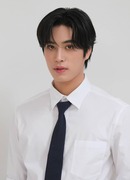 Джеминай Норавит Тхититярëнрак (Gemini Norawit Titicharoenrak: เจมีไนน์ นรวิชญ์ ฐิติเจริญรักษ์)