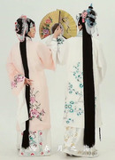 Возлюбленные в свете луны: Ароматный спутник