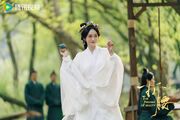 The Prisoner of Beauty