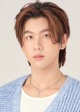 Актер Стэмп Пханаткон Руэксириари 23.09.25