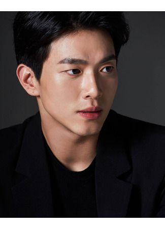 Актер Пак Джун Мок 03.10.25