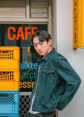 Актер Пак Джун Мок 03.10.25