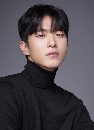 Актер Пак Джун Мок 03.10.25