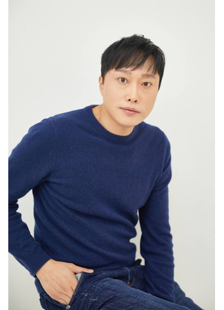 Актер Чо Джун 05.10.25