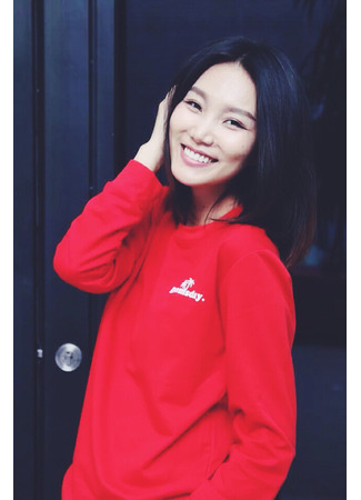 Режиссёр У Жи На 05.10.25