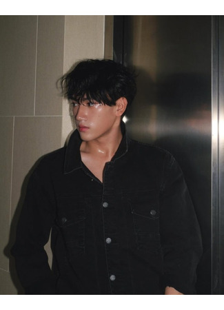 Актер Пунг Пирунват 11.10.25