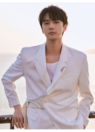 Актер Чжан Чэнь Сяо 18.10.25