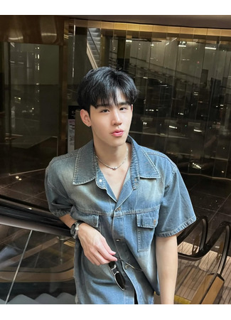 Актер Рю Пхутипхат Пхуттхонамочай 18.10.25