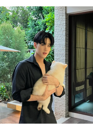 Актер Рю Пхутипхат Пхуттхонамочай 18.10.25