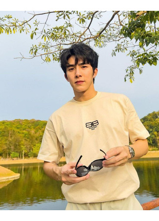 Актер Бум Равивит Джирапонканон 19.10.25