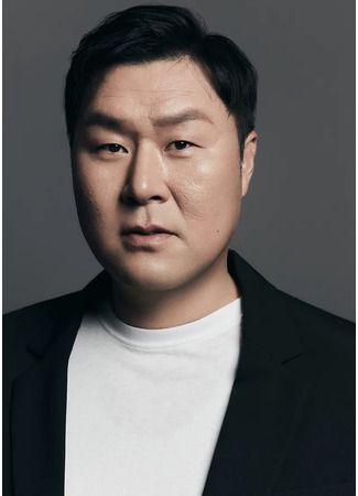 Актер Юн Кён Хо 20.10.25