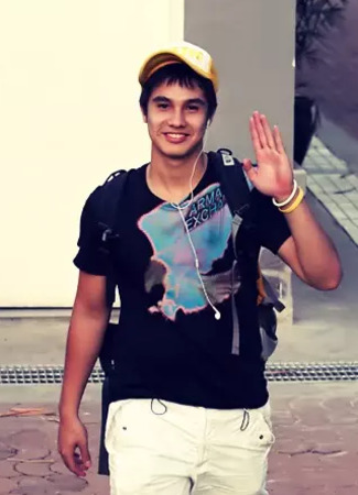 Актер Саетти Баджо 21.10.25