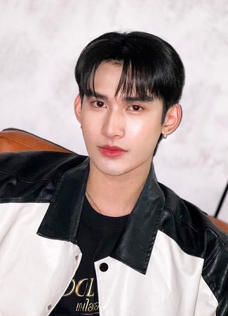 Актер Хаф Пхарада Тхаммасатсит 09.11.25