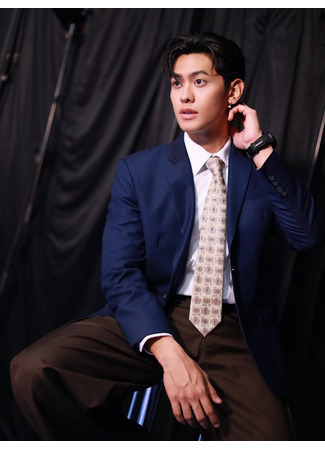 Актер Тэн Буранрат Хомбут 10.11.25