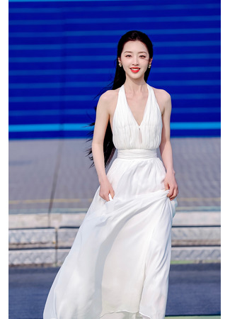 Актер Дэн Энь Си 18.11.25