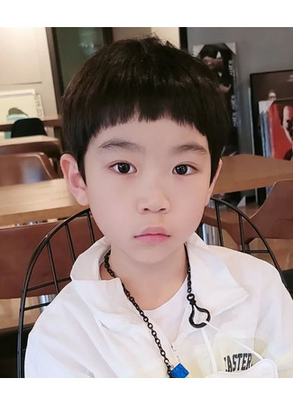 Актер Пё Дон Чжун 24.11.25