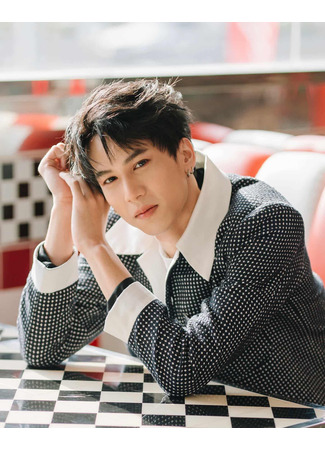 Актер Атом Норавон Пхыакампхай 24.11.25