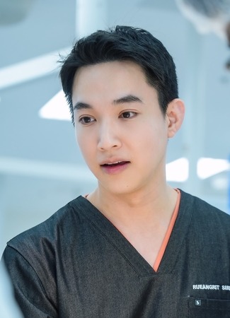 Актер Рит Рынрит Сирипханит 28.11.25