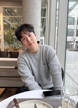 Актер Ан Сын Хван 01.12.25