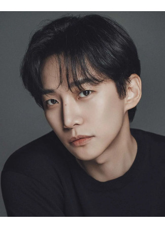 Актер Ли Чун Хо 12.12.25