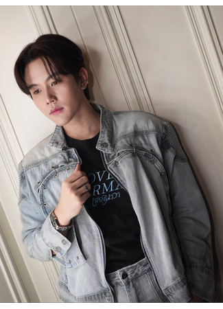 Актер Фэм Тханупхат Пхуангсуван 17.12.25